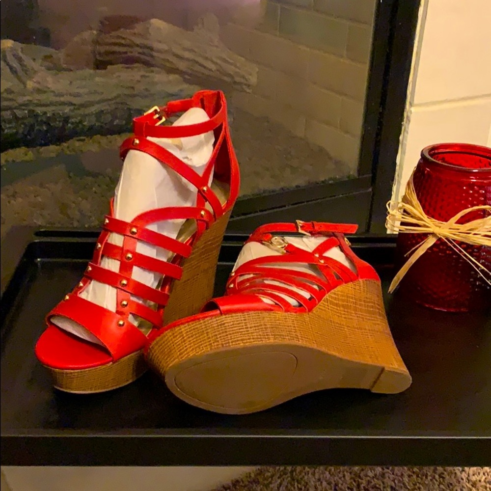 New Guess Red  Wedges